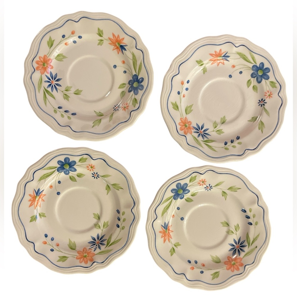 "Country French" pattern of Sears
Ironstone. 4- saucers. - Picture 4 of 4